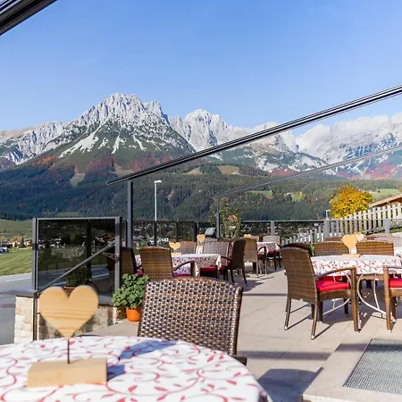 Cafe-restaurant Bettina Pensionat Ellmau